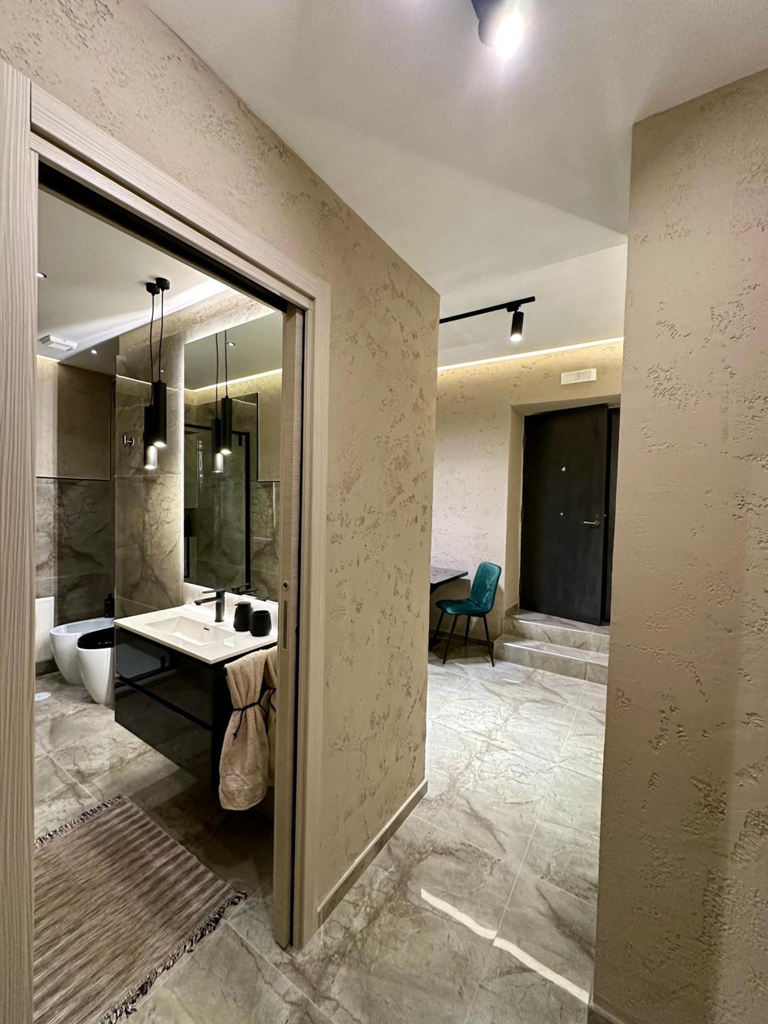 Falco Boutique With Jacuzzi Appartamento